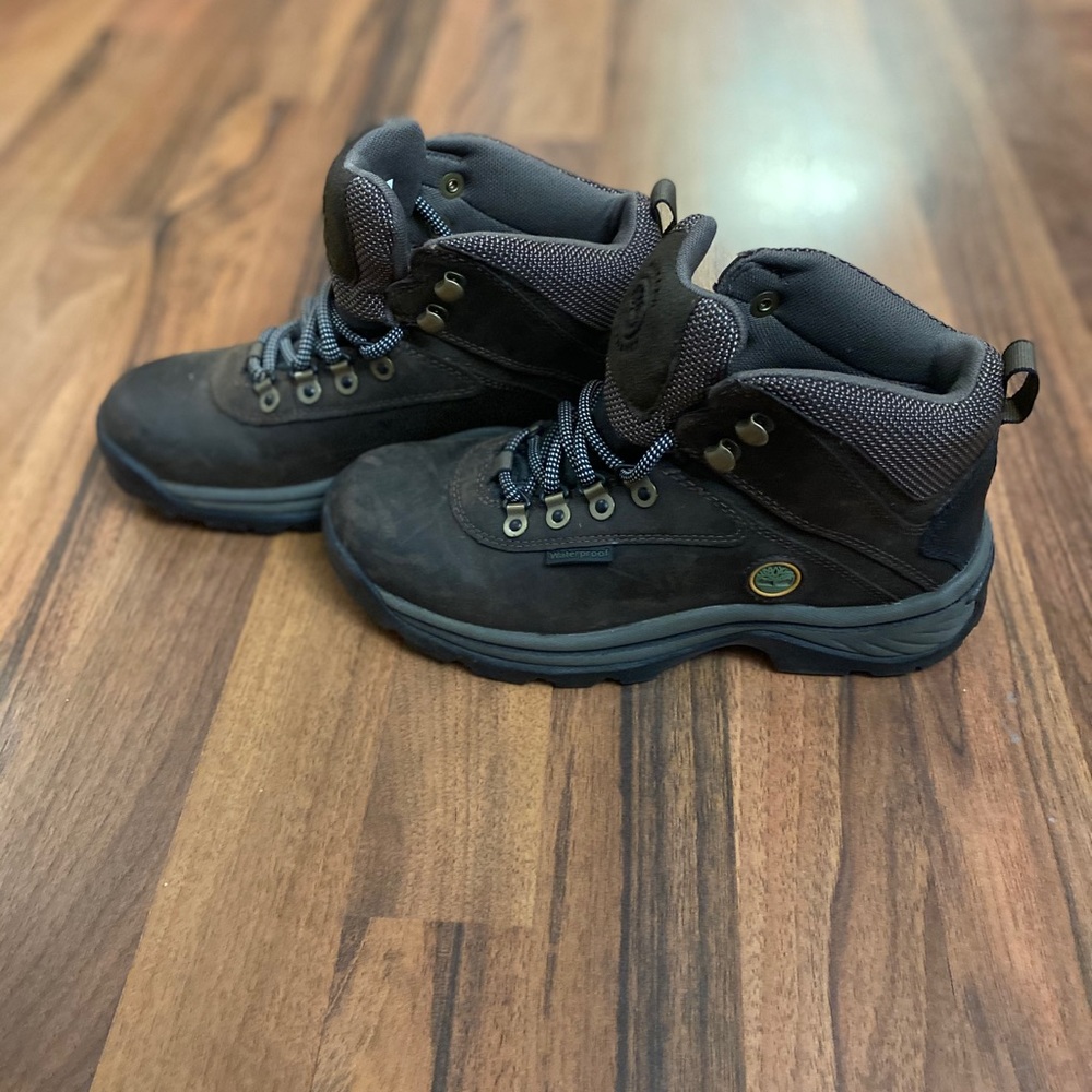 Timberland Boots - Picture 2 of 8